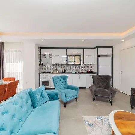 아파트 Gorgeous Private With Garden And Pool In *