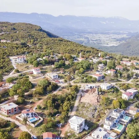 Apartamento Gorgeous Private With Garden And Pool In
