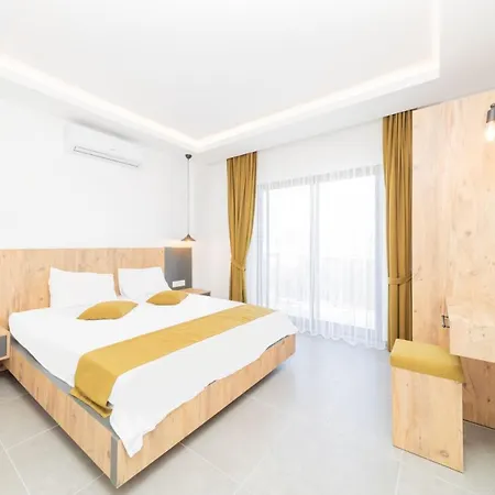 Gorgeous Private With Garden And Pool In Apartamento *